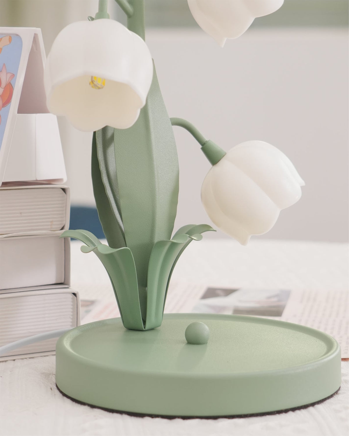 Bell Orchid | Lily of the Valley Table Lamp, Flower Bedside Lamp, Green Floral Night Light