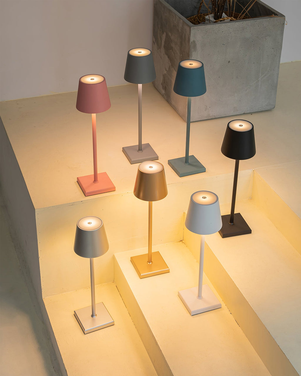 Doku | Cordless Rechargeable Table Lamp, Dimmable Battery LED Lamp for Dining Table and Patio