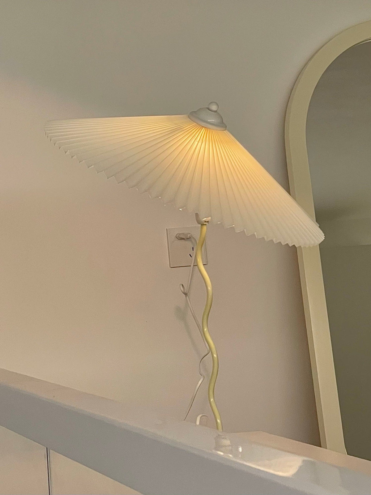 Twirl | Wavy Table Lamp, Pleated Shade Bedside Lamp, Modern Retro Squiggle Lamp for Living Room