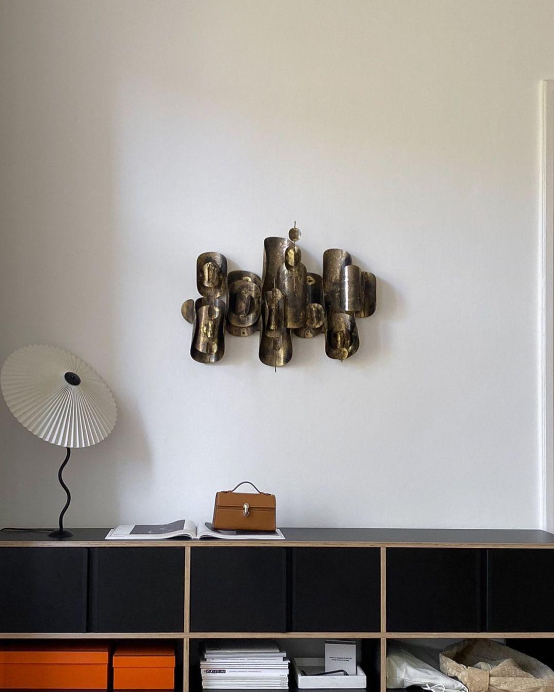 Twirl | Wavy Table Lamp, Pleated Shade Bedside Lamp, Modern Retro Squiggle Lamp for Living Room